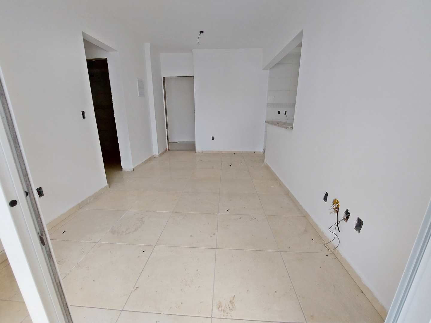 Apartamento à venda com 2 quartos, 73m² - Foto 4