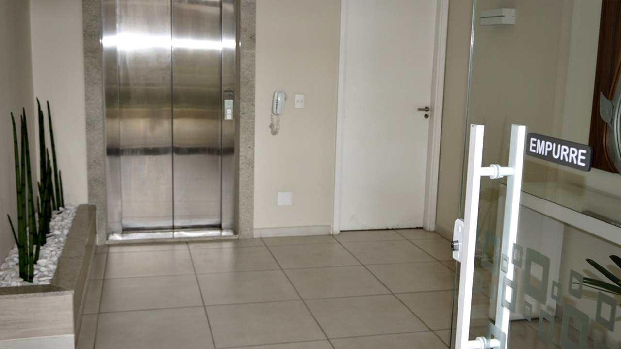 Apartamento à venda com 2 quartos, 70m² - Foto 29