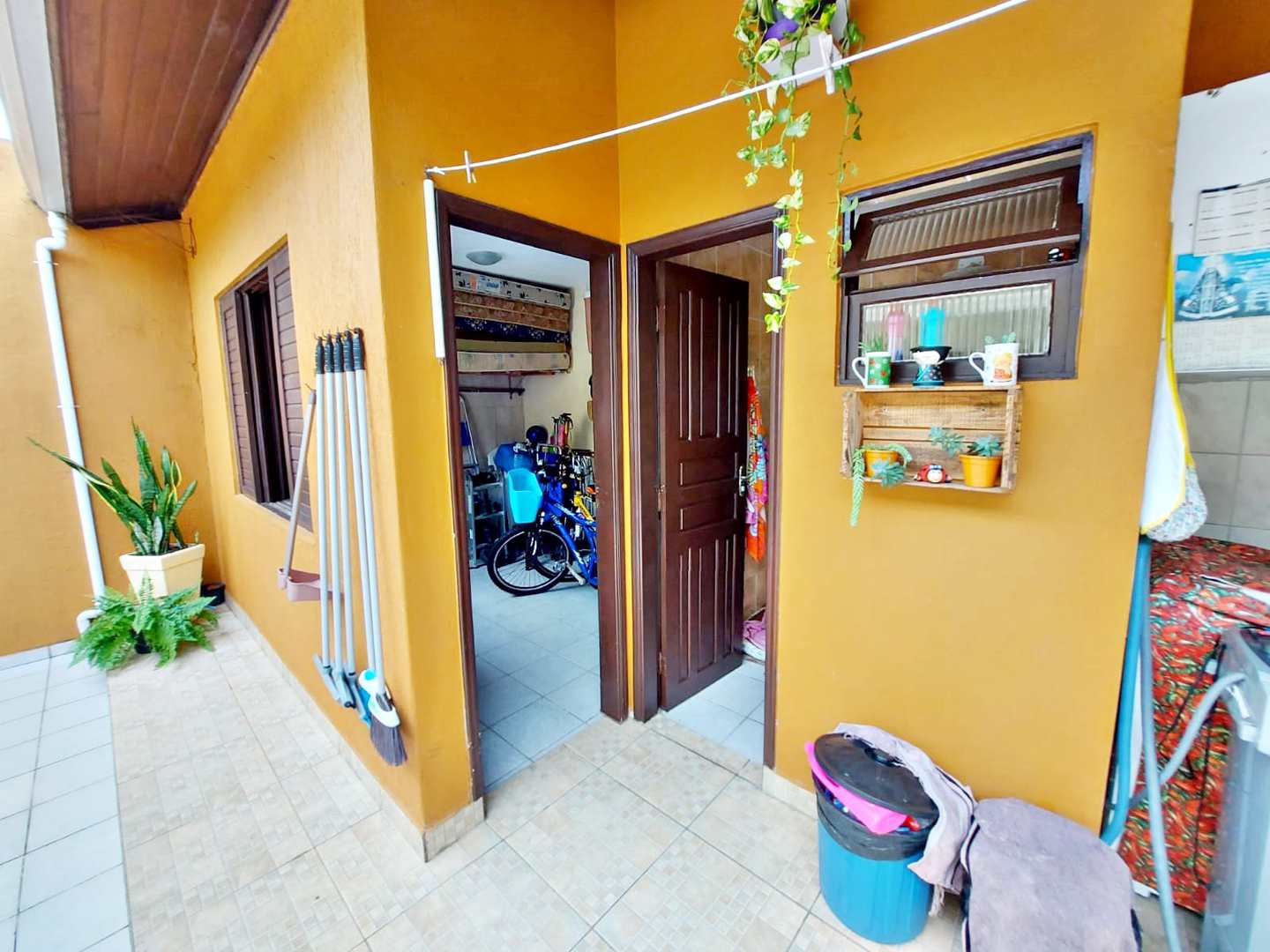 Casa à venda com 3 quartos, 100m² - Foto 18