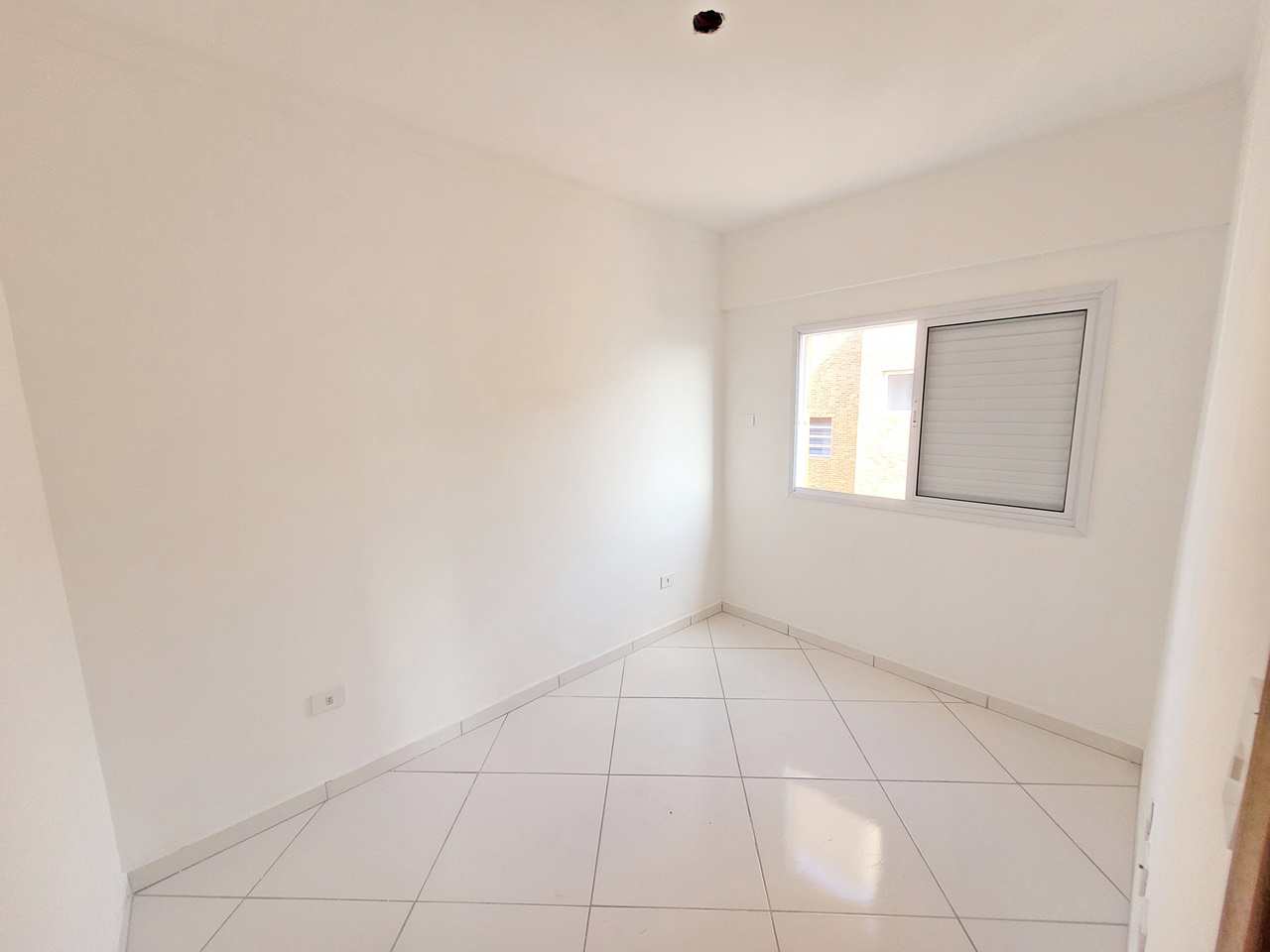 Apartamento à venda com 2 quartos, 60m² - Foto 23