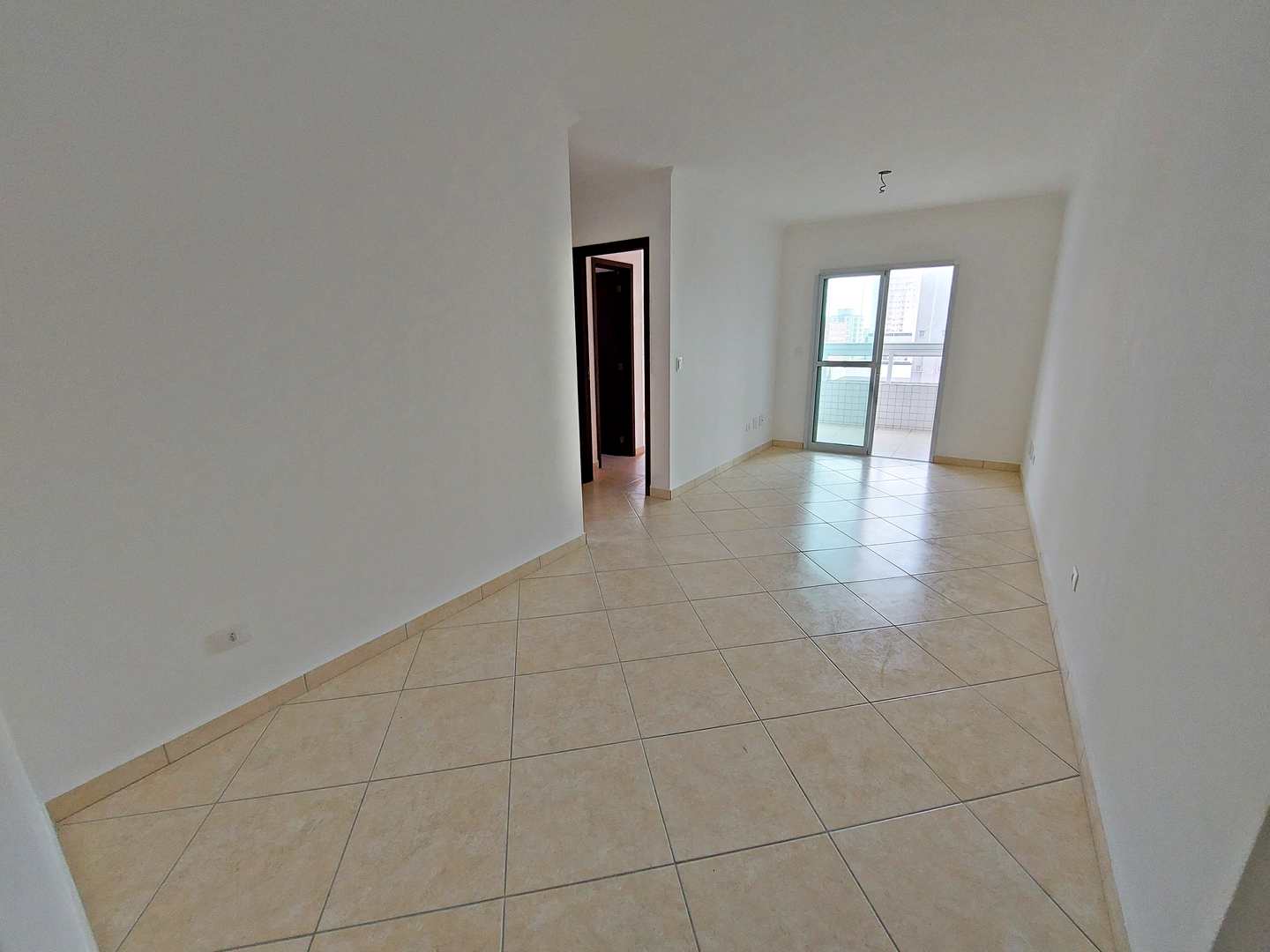 Apartamento à venda com 2 quartos, 70m² - Foto 11