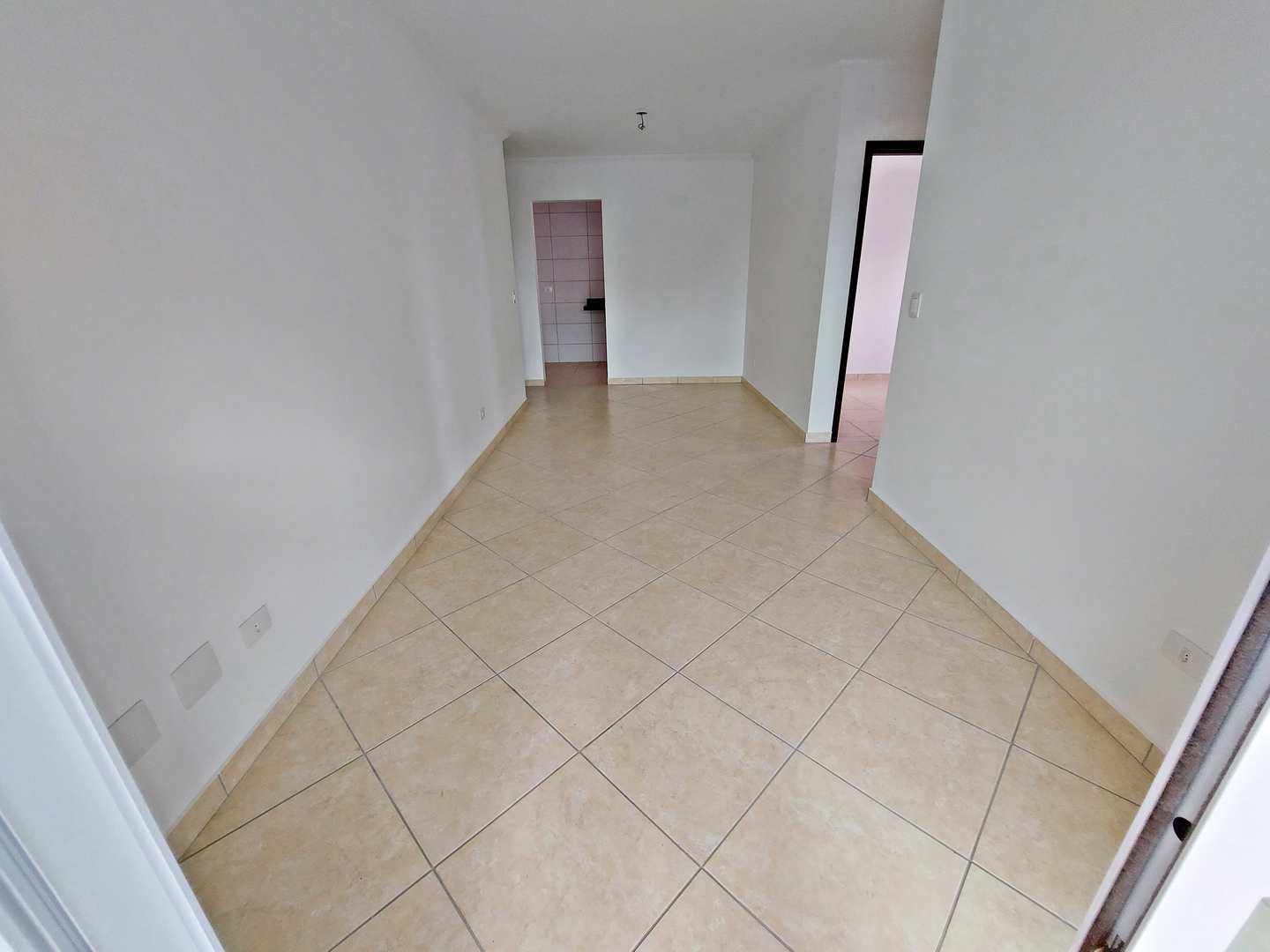 Apartamento à venda com 2 quartos, 70m² - Foto 12