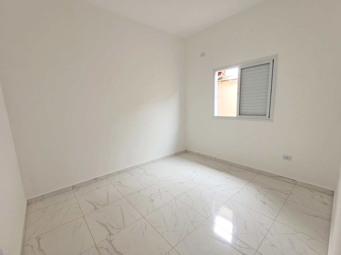 Casa à venda com 2 quartos, 70m² - Foto 15