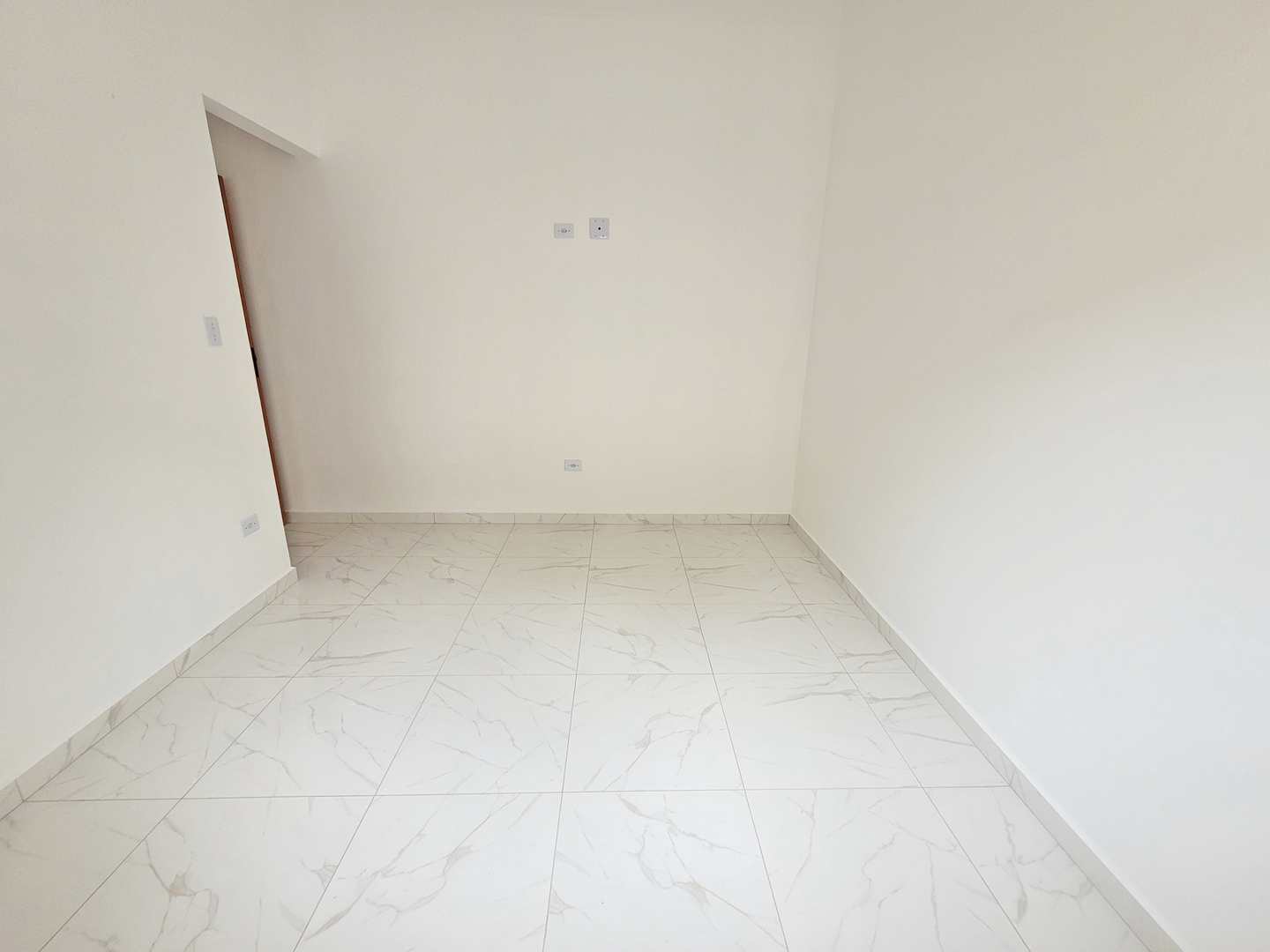 Casa à venda com 2 quartos, 70m² - Foto 16