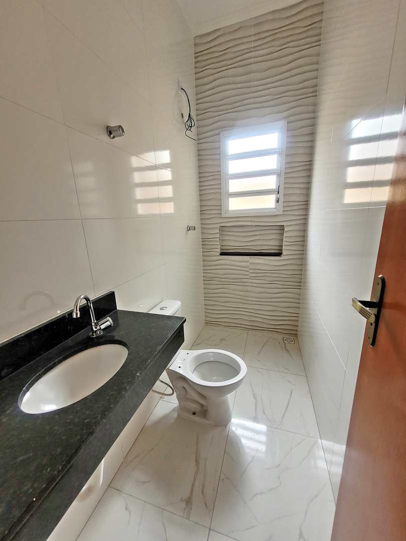 Casa à venda com 2 quartos, 70m² - Foto 10