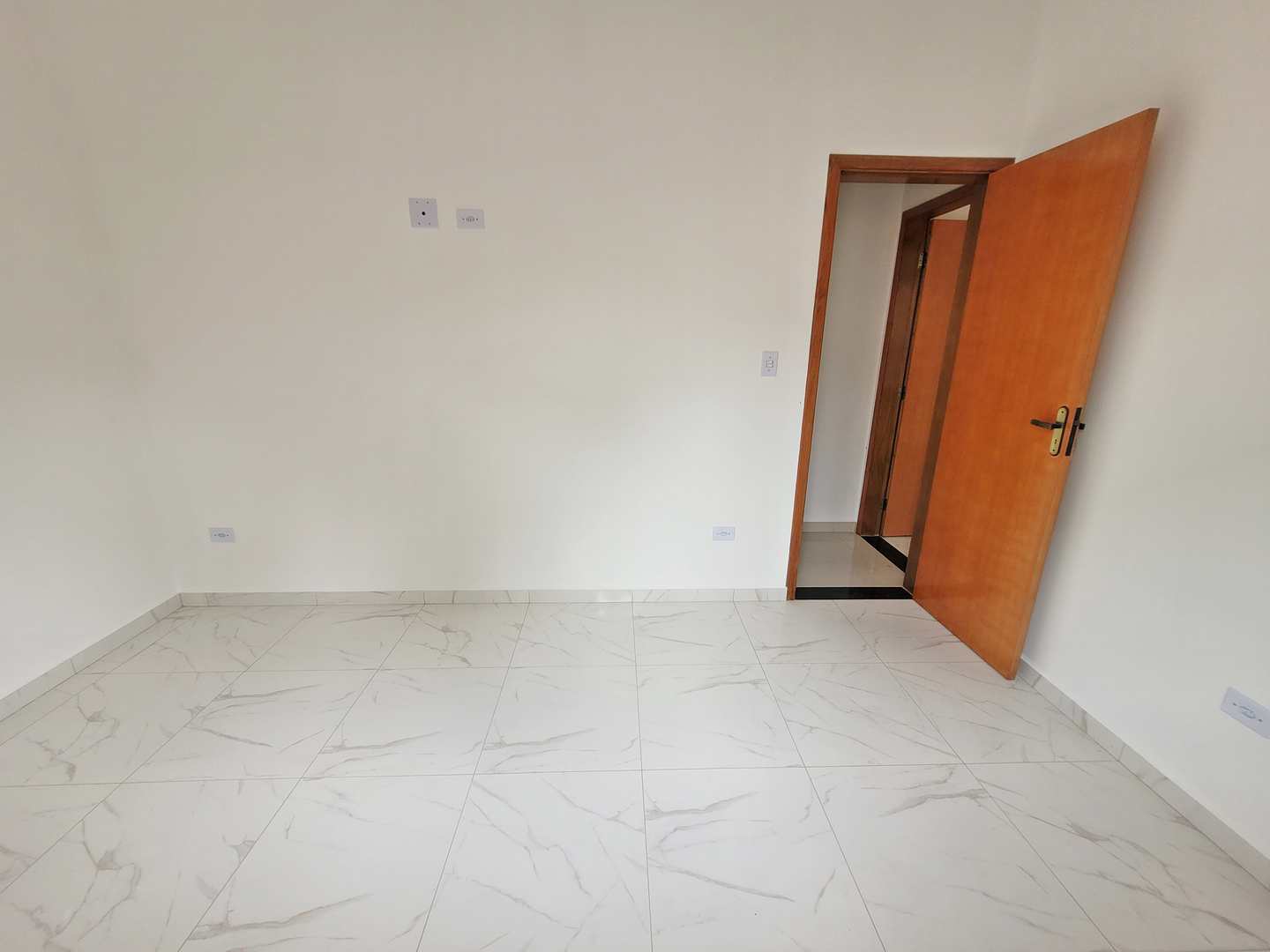 Casa à venda com 2 quartos, 70m² - Foto 13