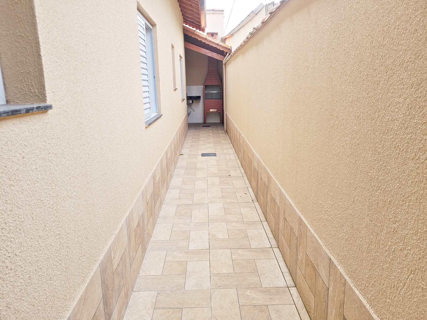 Casa à venda com 2 quartos, 70m² - Foto 17