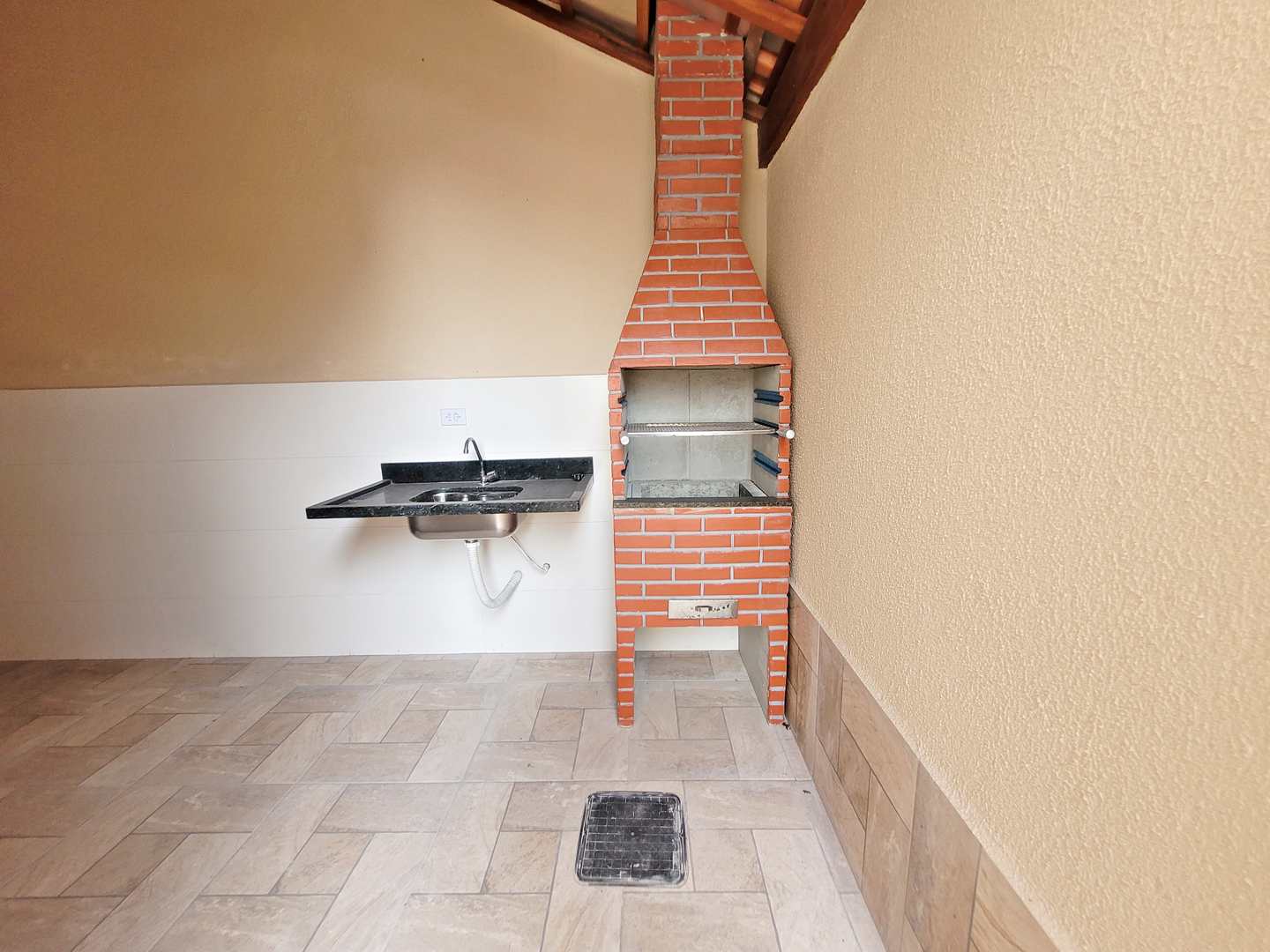 Casa à venda com 2 quartos, 70m² - Foto 19