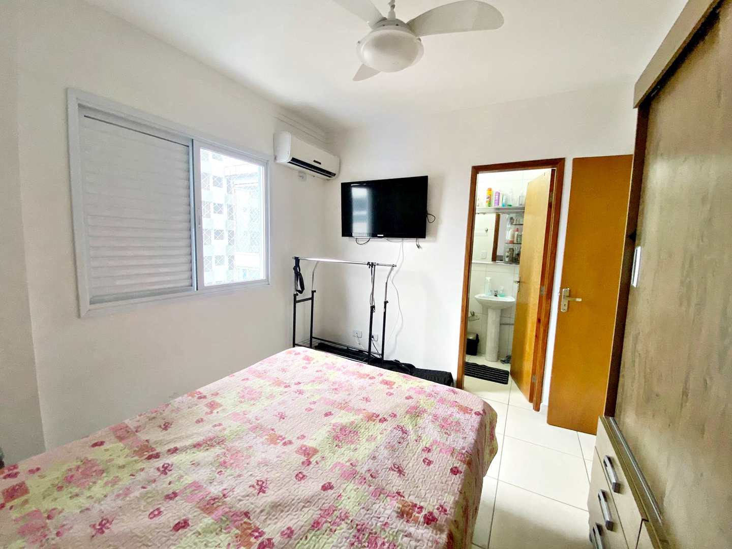 Apartamento à venda com 2 quartos, 62m² - Foto 27