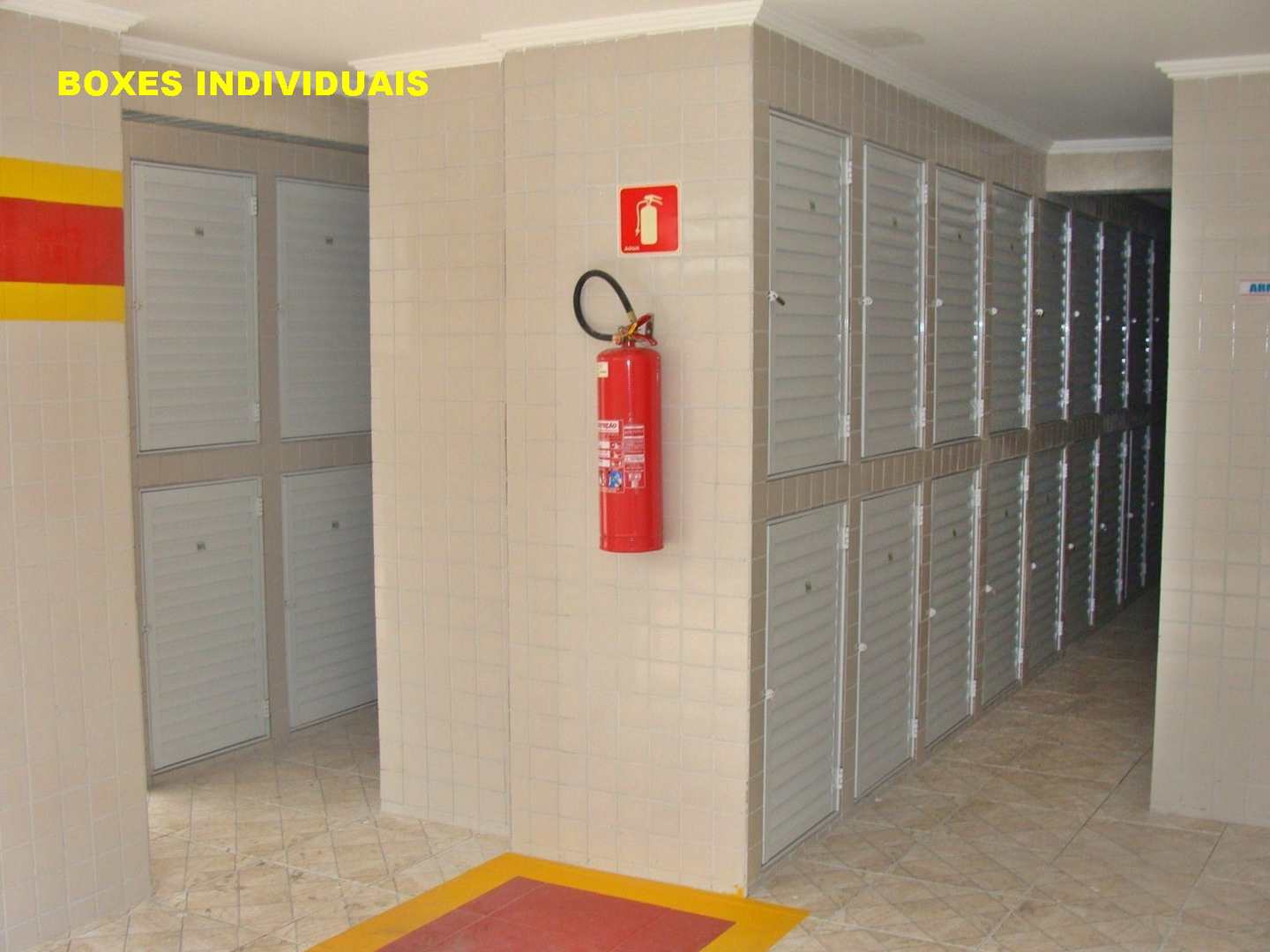 Apartamento à venda com 2 quartos, 65m² - Foto 25