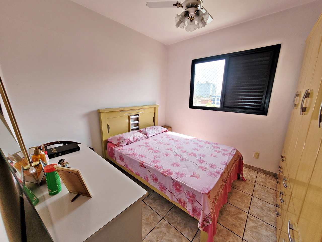 Apartamento à venda com 2 quartos, 65m² - Foto 20