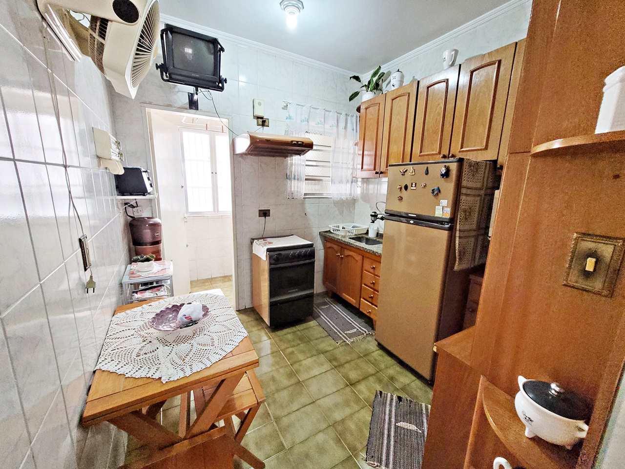 Apartamento à venda com 2 quartos, 70m² - Foto 11