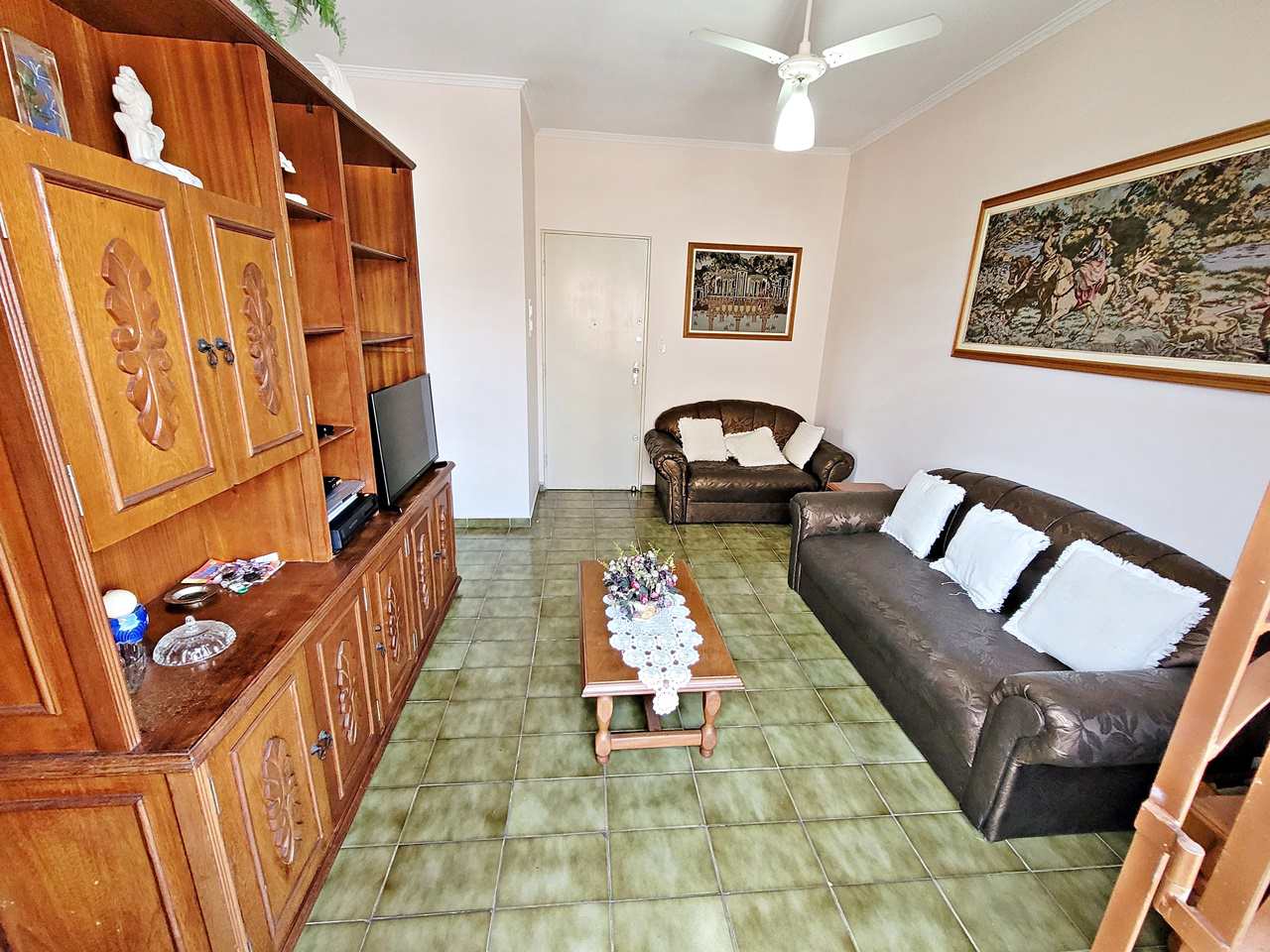 Apartamento à venda com 2 quartos, 70m² - Foto 5