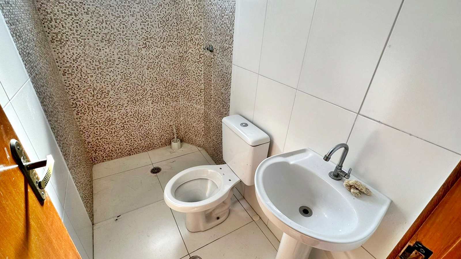 Apartamento à venda com 2 quartos, 60m² - Foto 15