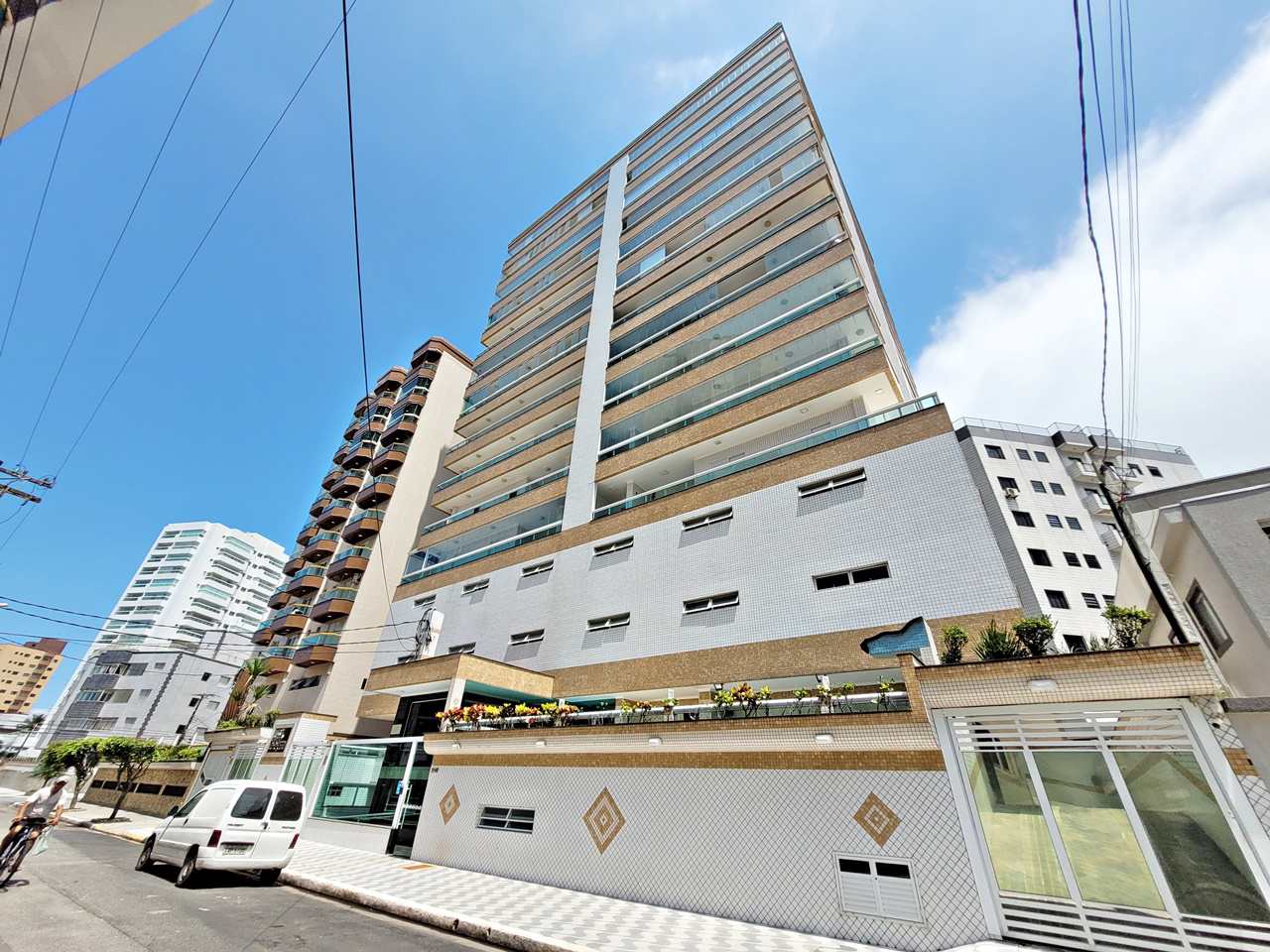 Apartamento à venda com 2 quartos, 82m² - Foto 1