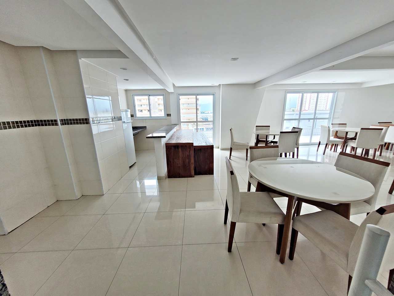 Apartamento à venda com 2 quartos, 92m² - Foto 32