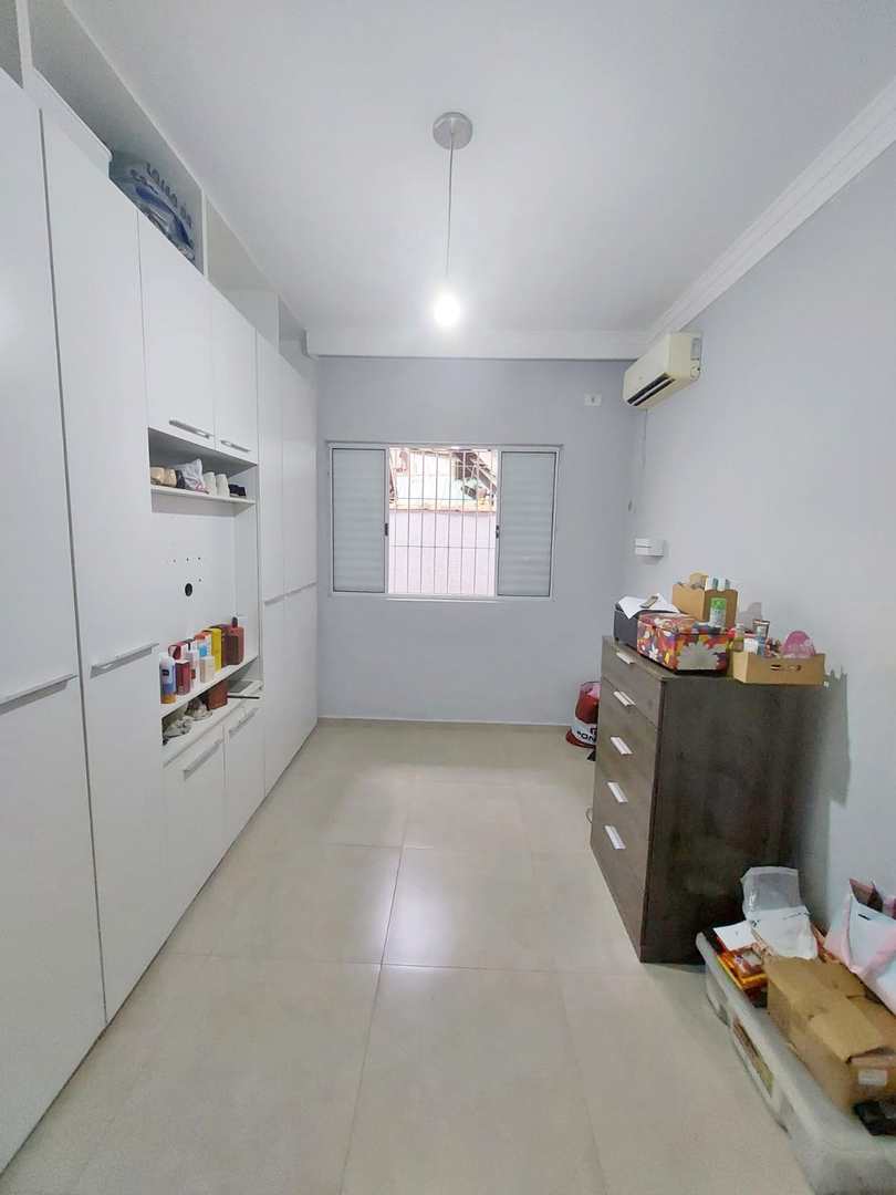 Casa à venda com 2 quartos, 71m² - Foto 12