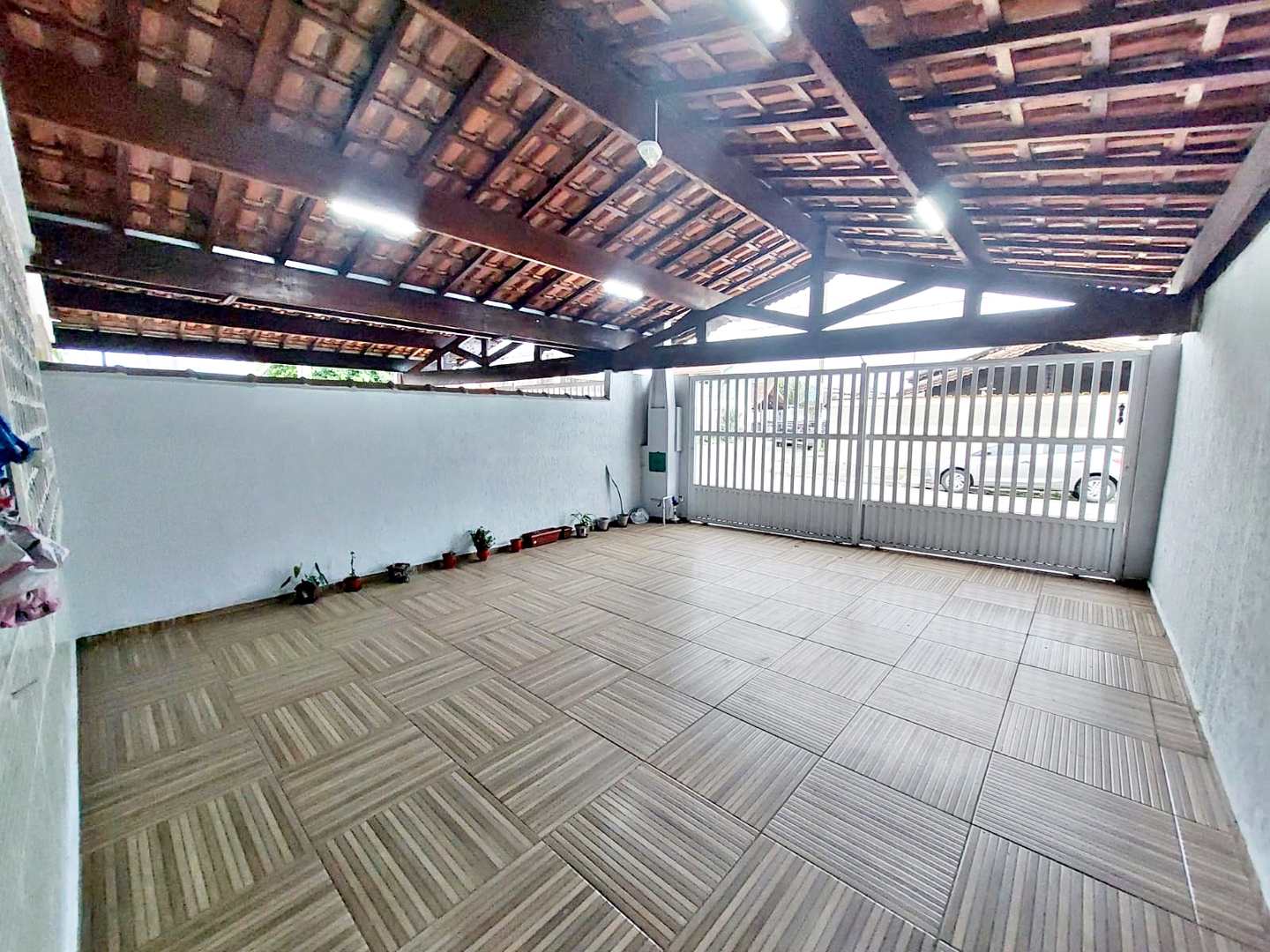 Casa à venda com 2 quartos, 71m² - Foto 5