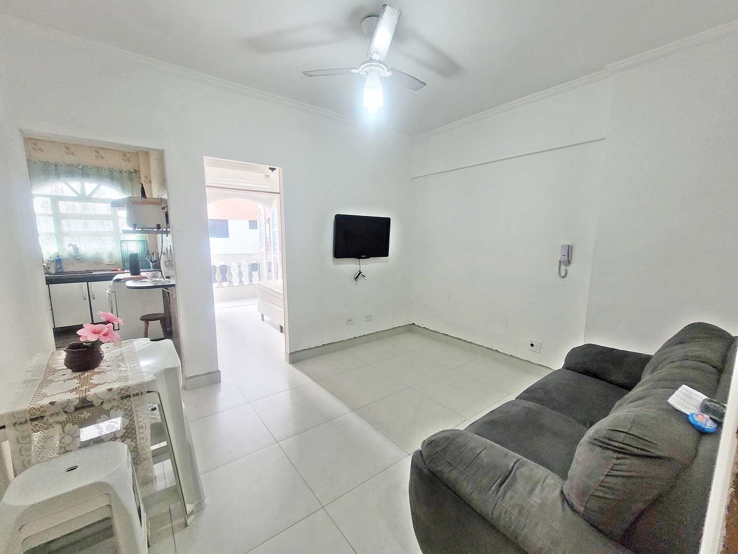 Apartamento à venda com 1 quarto, 40m² - Foto 4