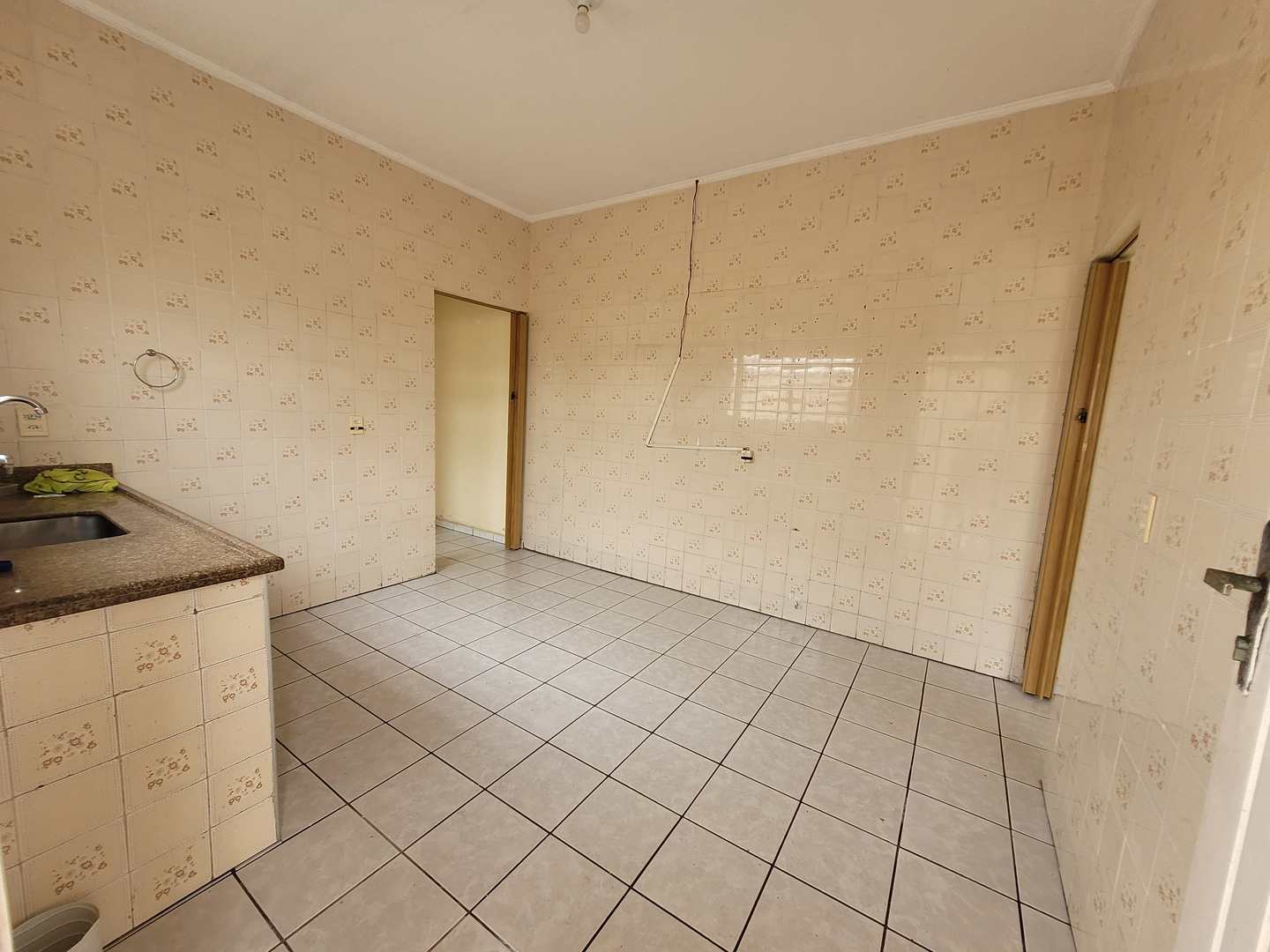 Casa à venda com 2 quartos, 70m² - Foto 9