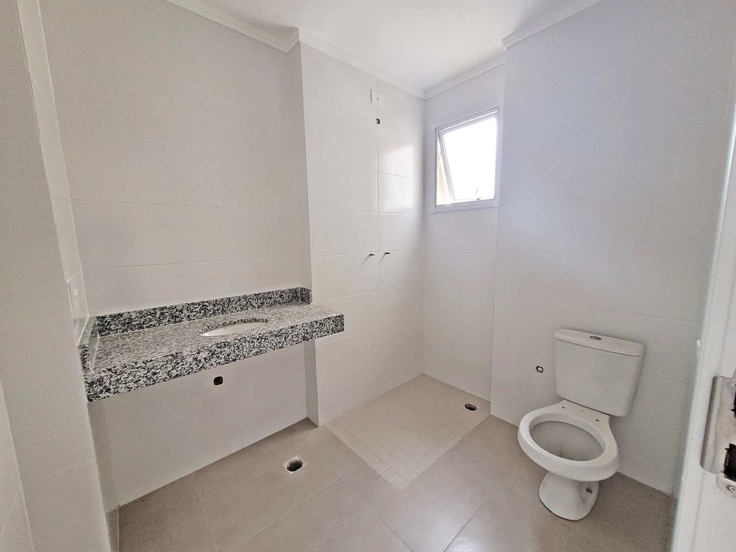 Apartamento à venda com 2 quartos, 77m² - Foto 18