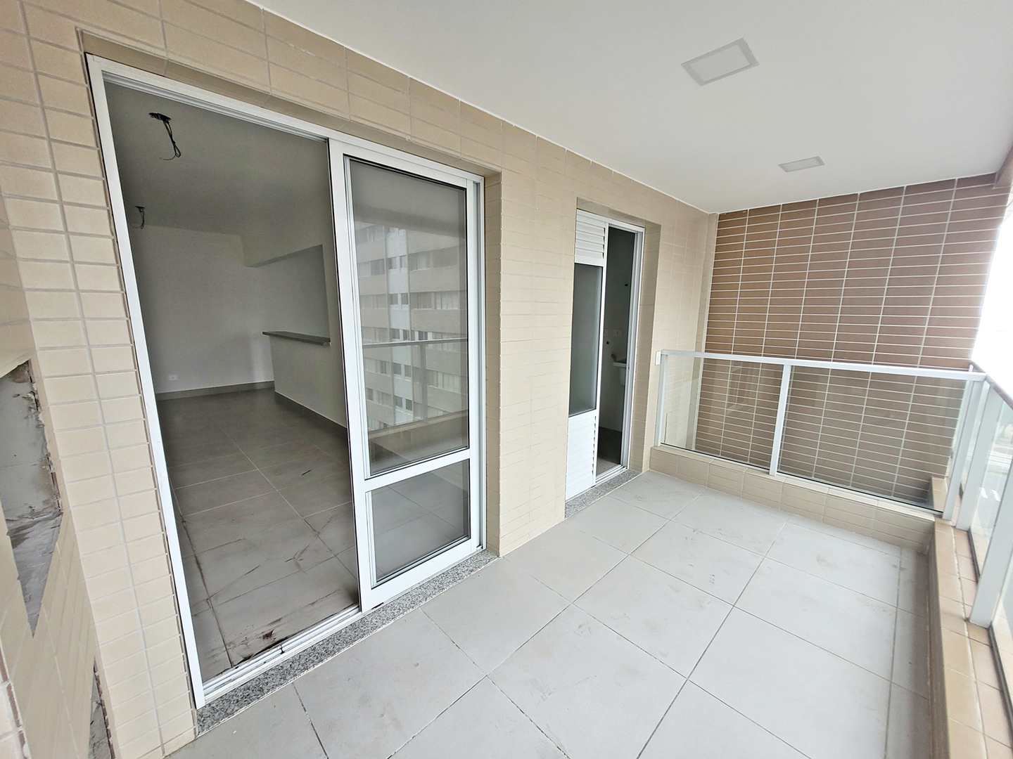 Apartamento à venda com 2 quartos, 77m² - Foto 14