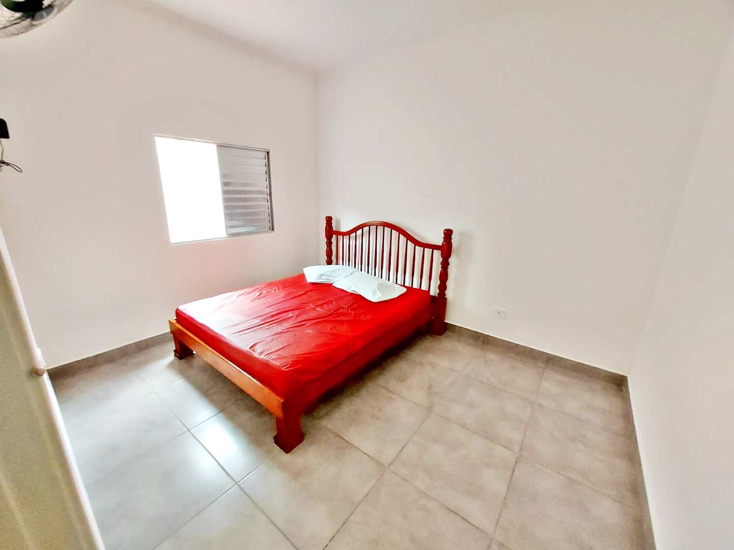 Casa à venda com 3 quartos, 70m² - Foto 10