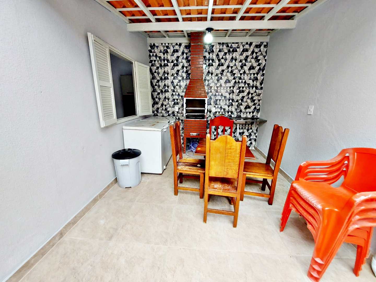 Casa à venda com 3 quartos, 70m² - Foto 13