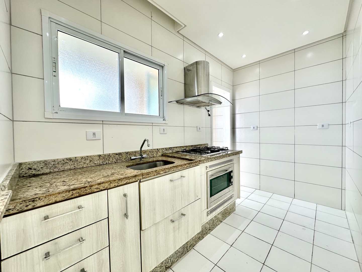 Apartamento à venda com 1 quarto, 52m² - Foto 15