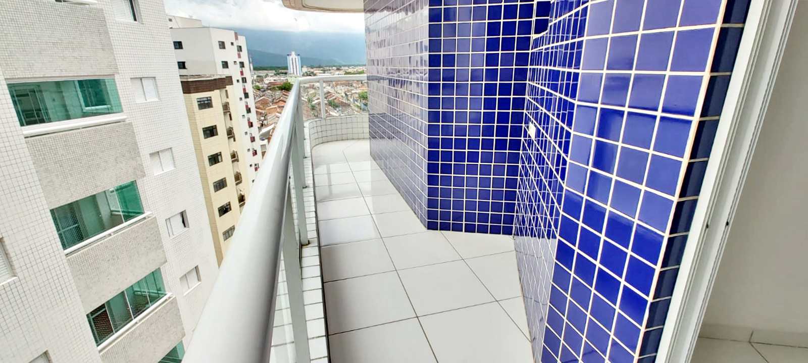 Apartamento à venda com 2 quartos, 76m² - Foto 6