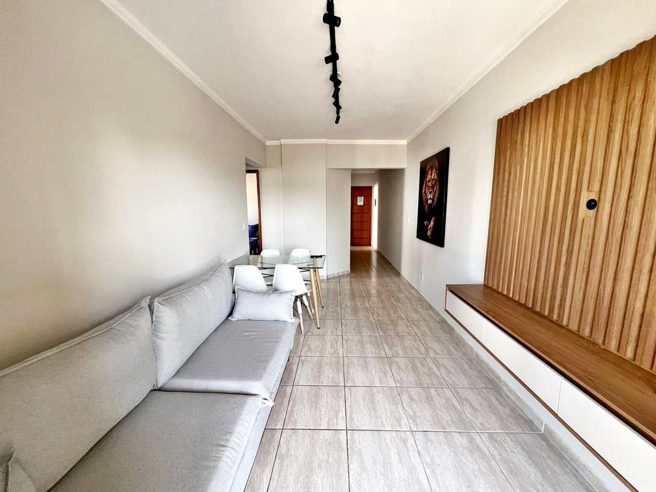 Apartamento à venda com 2 quartos, 70m² - Foto 5