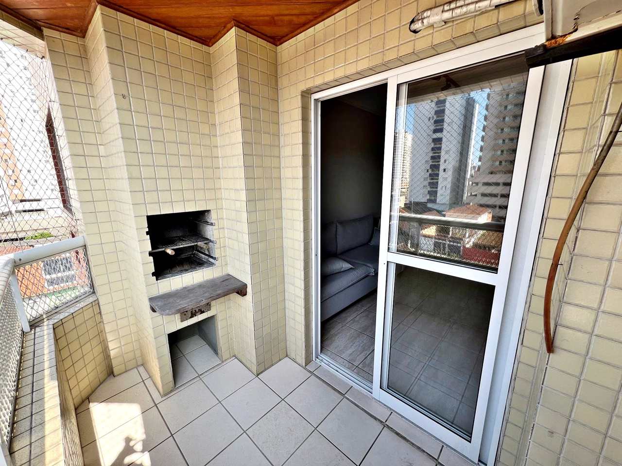 Apartamento à venda com 2 quartos, 70m² - Foto 7