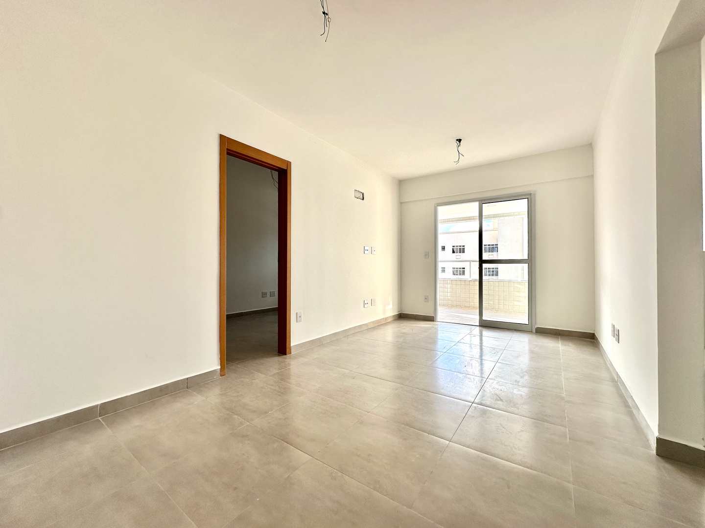 Apartamento à venda com 1 quarto, 55m² - Foto 4