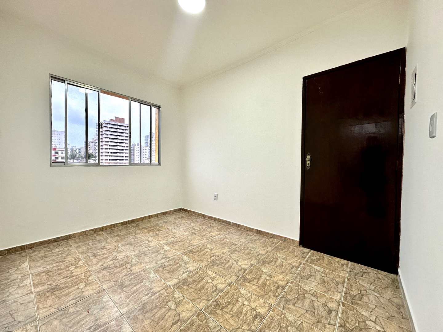 Apartamento à venda com 1 quarto, 35m² - Foto 4