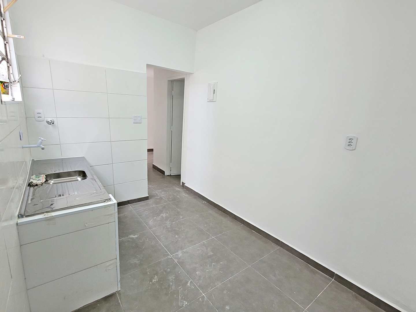 Apartamento à venda com 1 quarto, 42m² - Foto 5