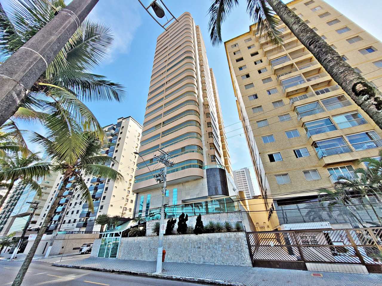 Apartamento 3 Suítes , Aviação, Praia Grande R$ 1.2 mi, AP1277