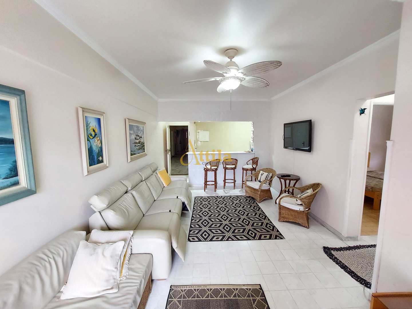 Apto 3 dorms., 300mts praia, sacada, 1 vaga, Enseada