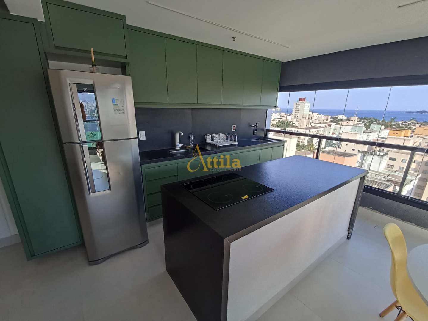 Studio com banheiro, cozinha, lazer total, Enseada