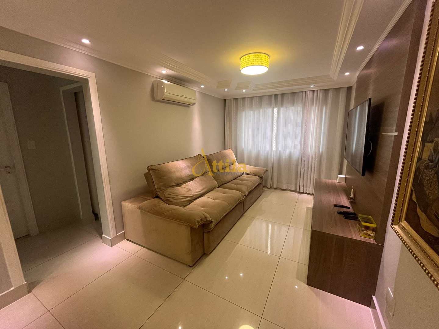 Apto reformado, 3 dorms., 1 vaga, lazer, Enseada