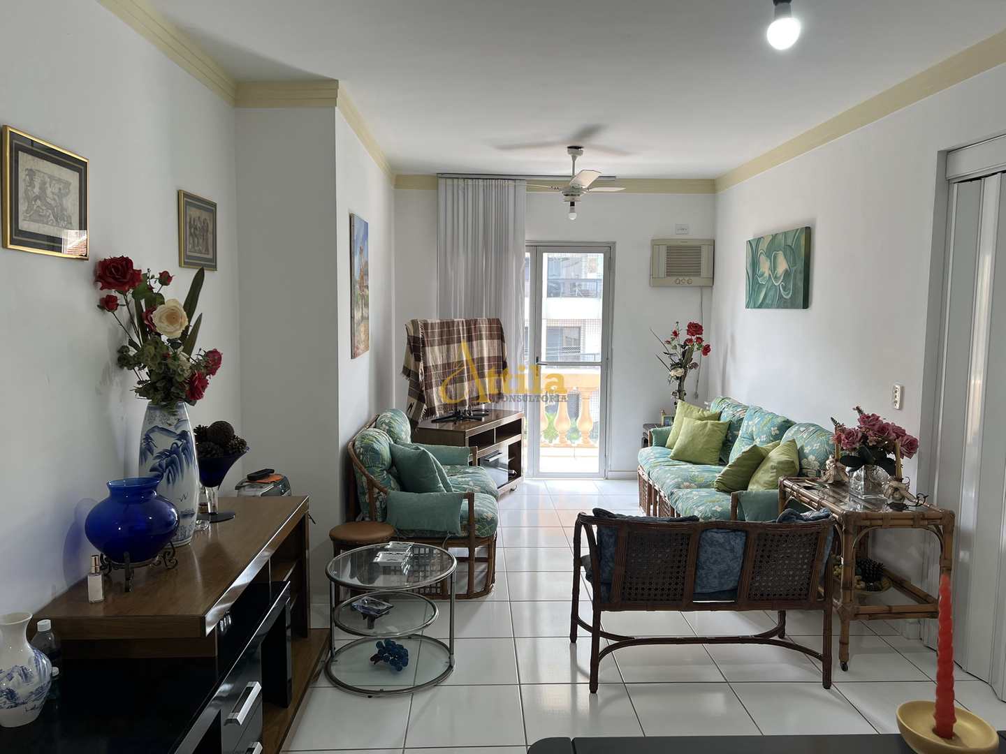 Apto 2 dorms., sacada, lazer, 1 vaga, Enseada