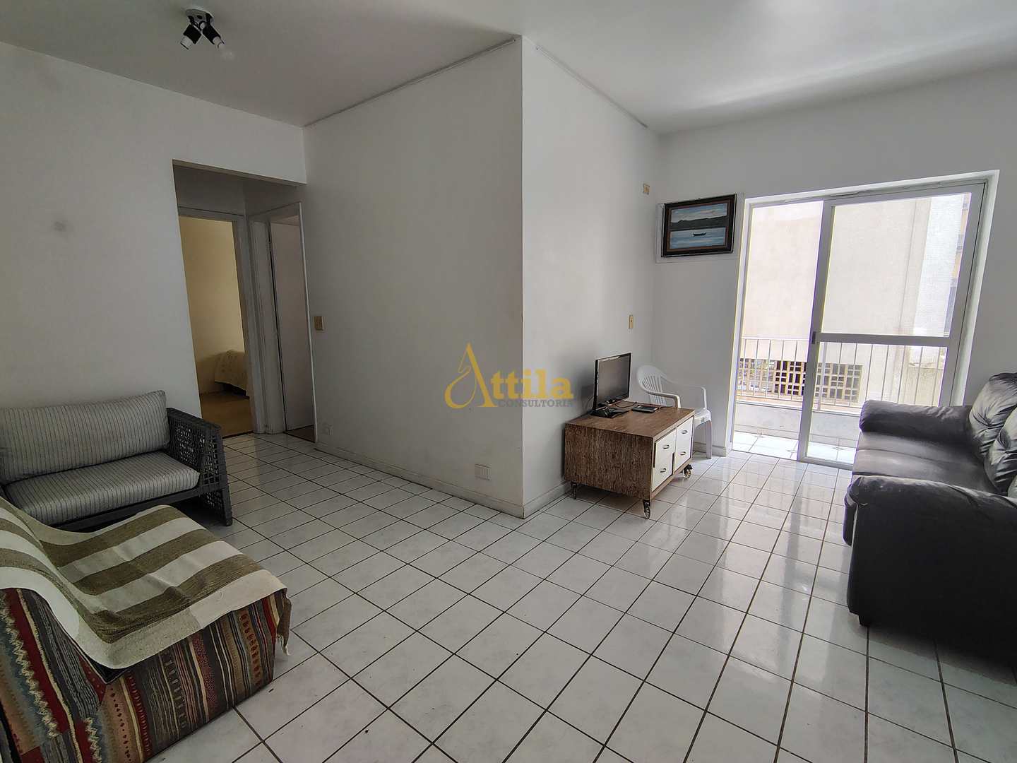 Apto 3 dorms., 100mts praia Pitangueiras, 1 vaga