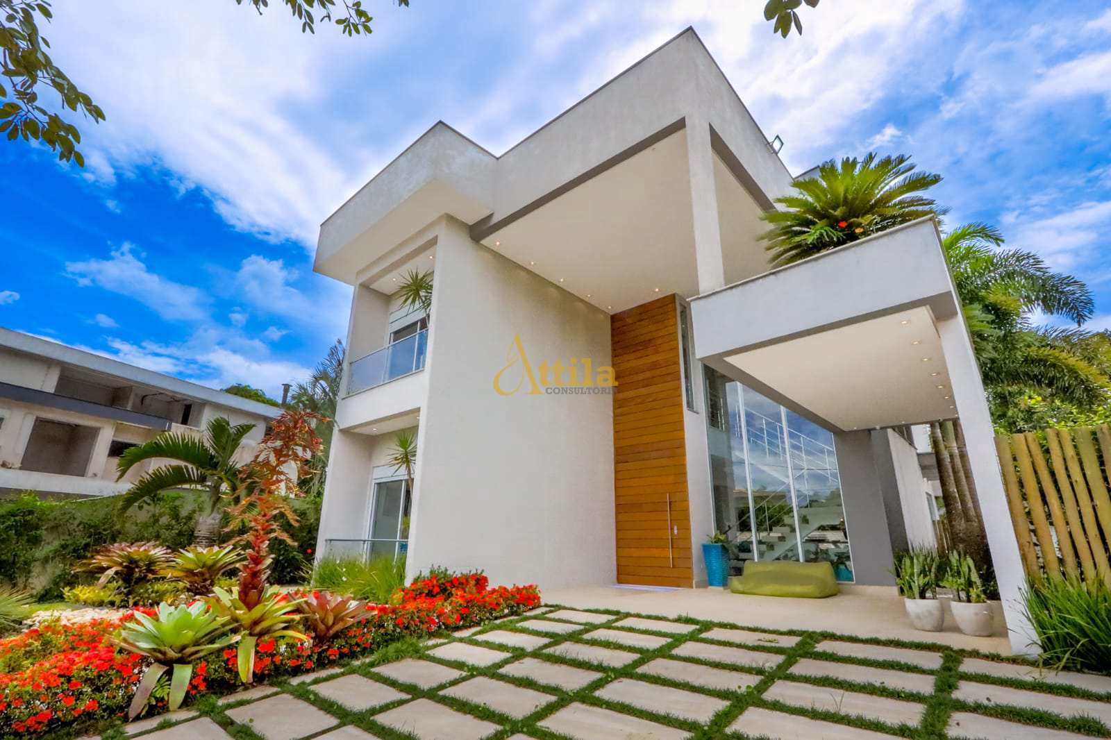 Casa de alto padrão com 6 suítes - Módulo 17 - Riviera