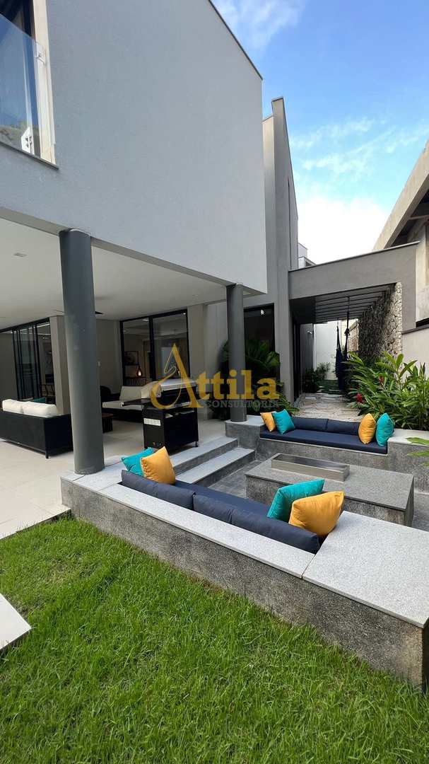 Casa de alto padrão com 5 suítes - Módulo 24 - Riviera