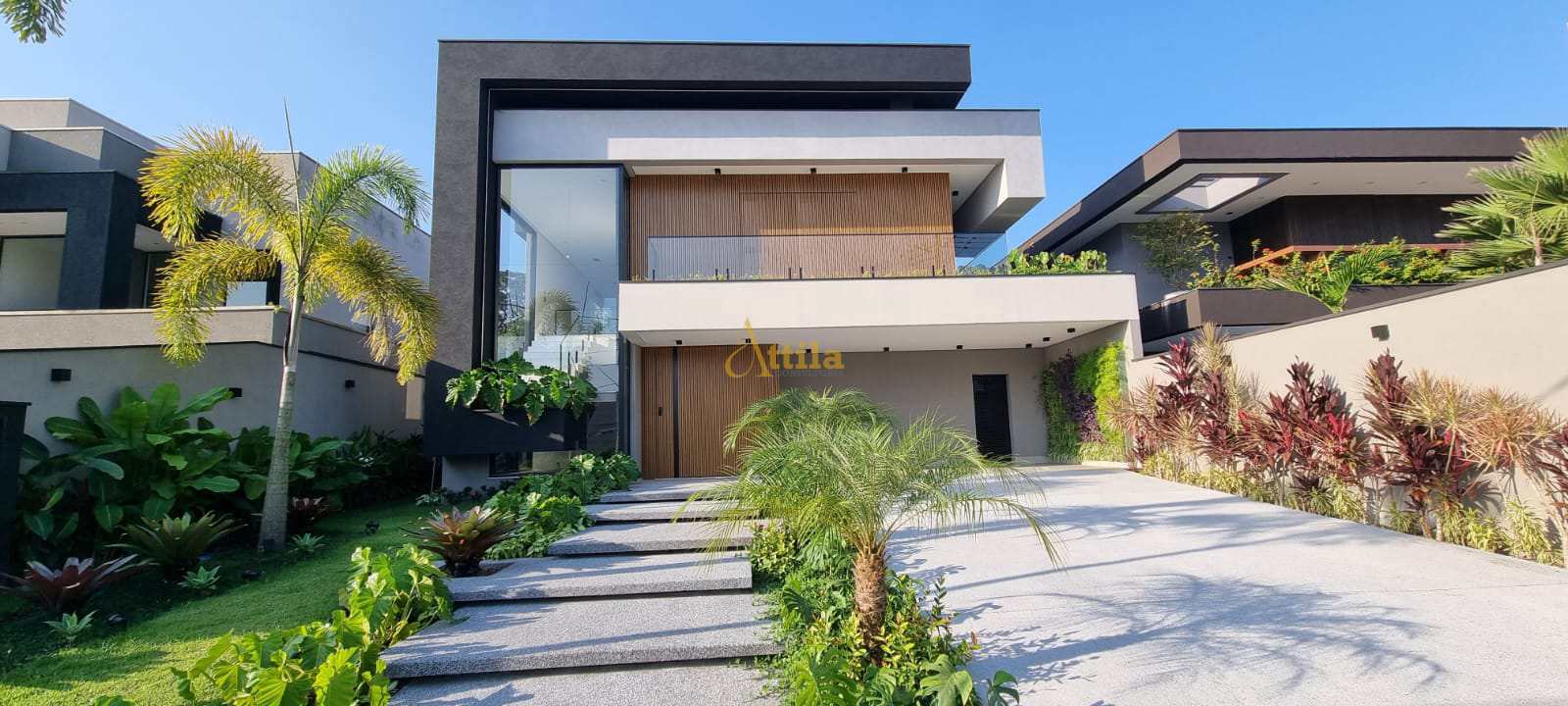 Casa de alto padrão com 6 suítes - Módulo 24 - Riviera