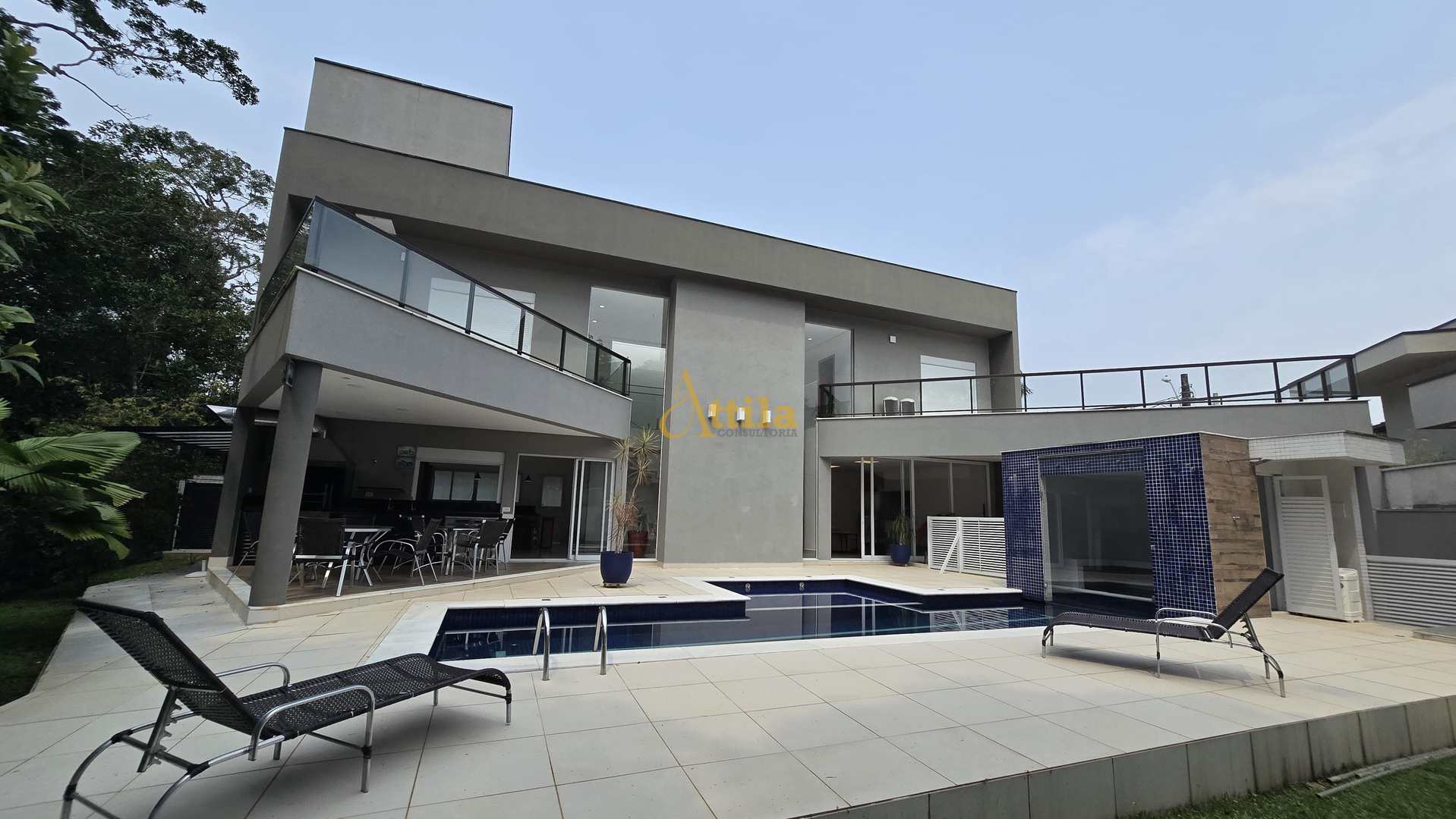 Casa de alto padrão com 4 suítes - Módulo 24 - Riviera