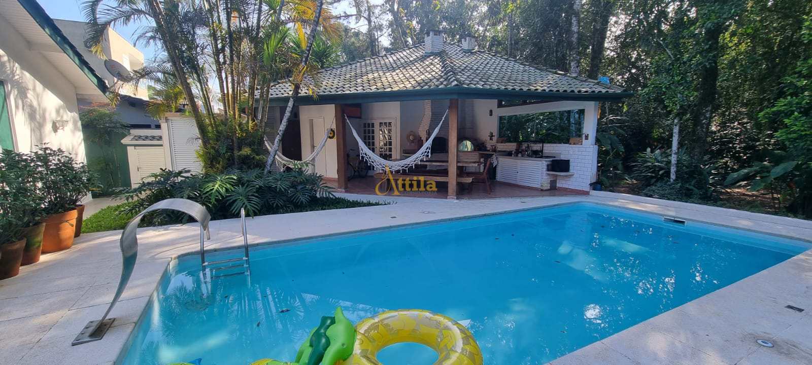 Casa de alto padrão com 4 dormitórios - Módulo 30 - Riviera
