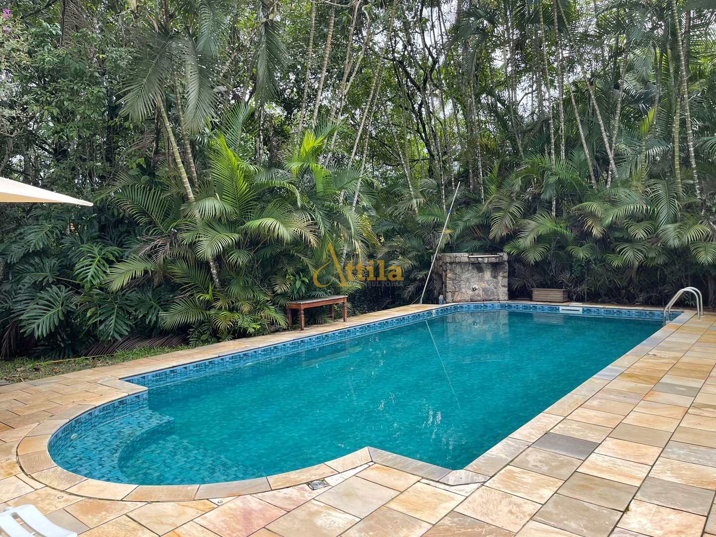 Casa de alto padrão com 4 dormitório - Módulo 30 - Riviera