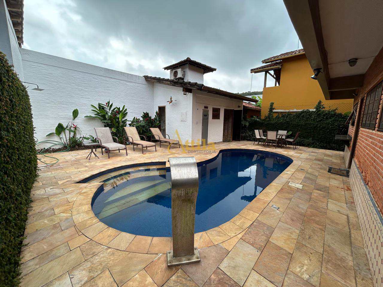 Casa de Condomínio com 4 quartos, Balneário Praia do Pernambuco, Guarujá - R$ 1.4 mi, Cod: 6281