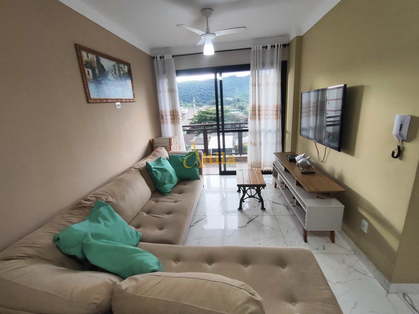 Apto reformado, 2 dorms., sacada, lazer, 1 vaga