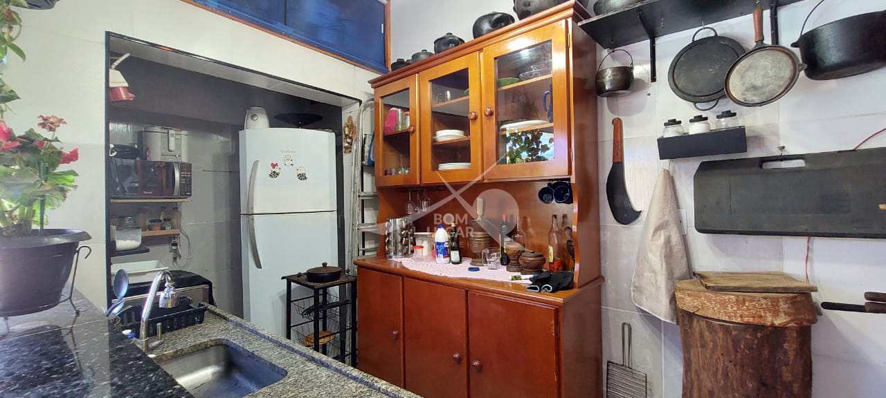 Casa à venda com 3 quartos, 239m² - Foto 20